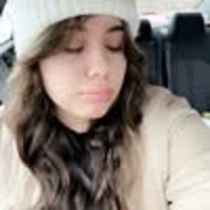 Meet your Posher, Gabriela